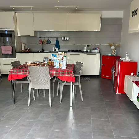 Dal Cappellaio Matto تارانتو